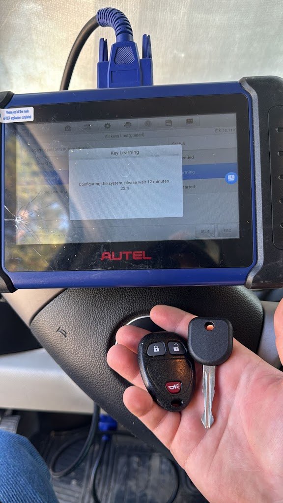 Car key programming service
